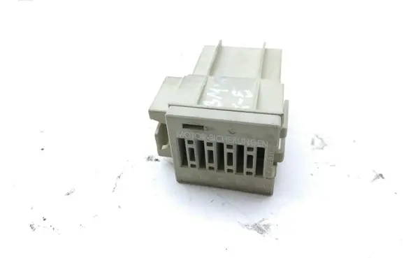 BMW X5 E53 Other relay 1740559