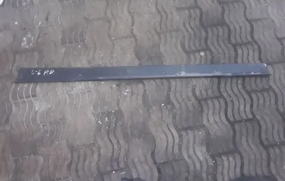 Citroen C6 Side skirt rear trim 9650945577