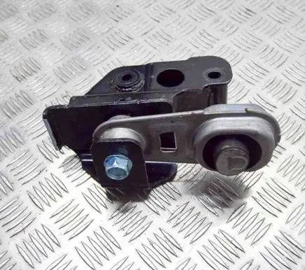 Nissan Qashqai Engine mount bracket 113604EA0A 112383734R