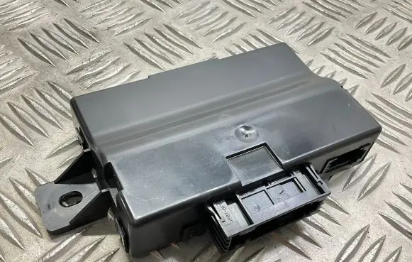 Audi A6 S6 C7 4G Gateway control module 4G0907468B