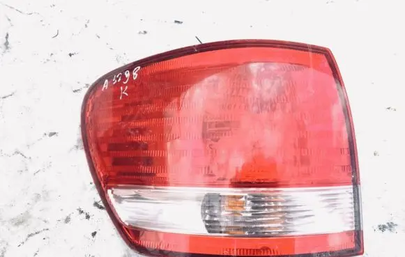 Toyota Avensis Verso Rear/tail lights