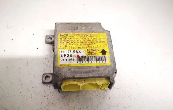 Mitsubishi Outlander Airbag control unit/module mr587868 w2t61972