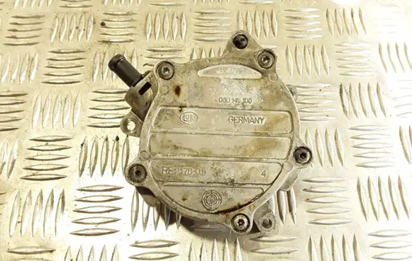 Audi A4 S4 B6 8E 8H Vacuum pump 06D145100D