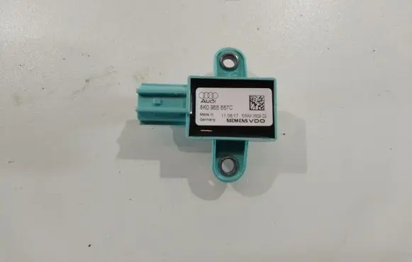 Audi A4 S4 B8 8K Airbag deployment crash/impact sensor 8K0955557C