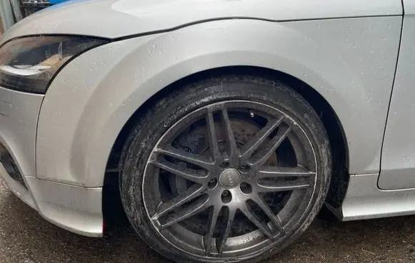 Audi TT TTS Mk2 Fender 8J0821103B