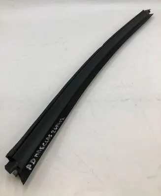 Mercedes-Benz E W214 Rubber seal front door window/glass A2147250600