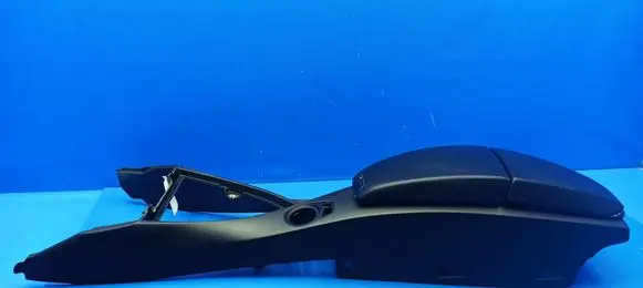 BMW 6 E63 E64 Armrest 7076011 51167076011