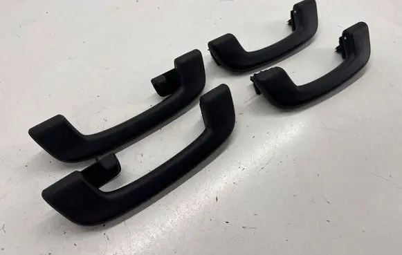 BMW X1 F48 F49 A set of handles for the ceiling 51168061360 8061360 51168061393