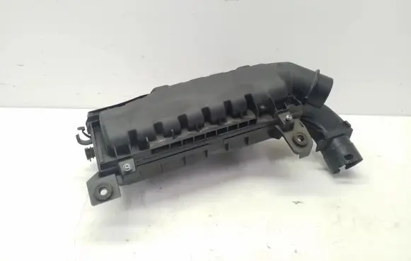 Opel Grandland X Air filter box 9812735680