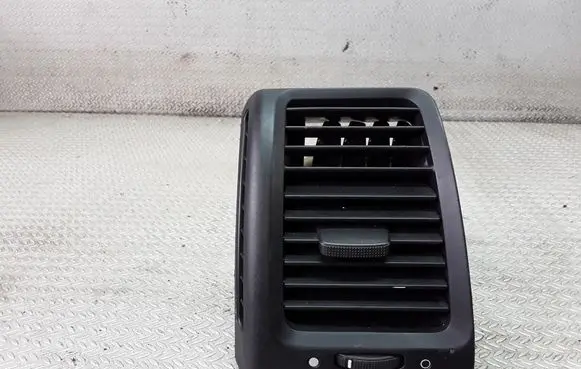 Honda Accord Dashboard side air vent grill/cover trim E6165131500