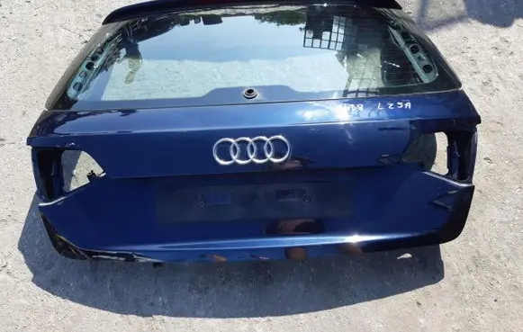 Audi A4 S4 B8 8K Tailgate/trunk/boot lid