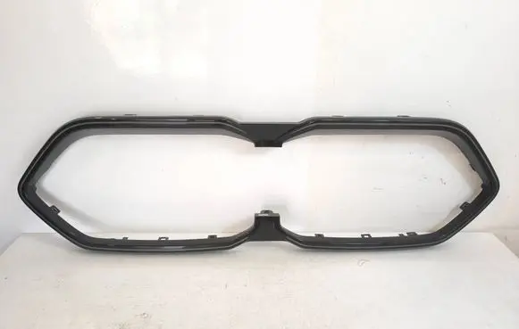 BMW X2 U10 Front bumper upper radiator grill 13310030020AS18 13310030020