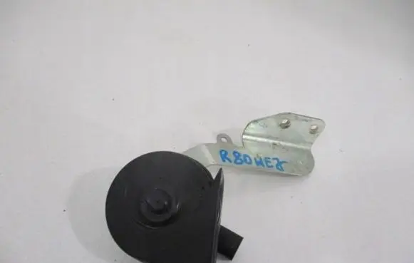 Mercedes-Benz E C207 W207 Horn signal A2075421020