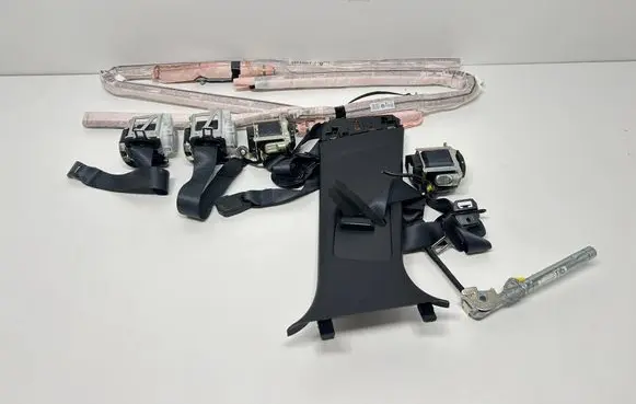 Renault Scenic E-Tech V Front seatbelt 3103449AA DMHAB1004