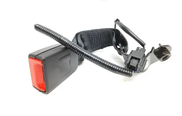 Nissan Rogue Rear seatbelt buckle 888436RR5A L050820 34322281F