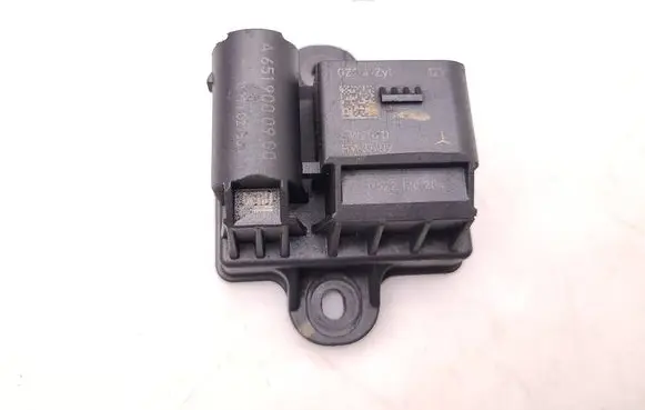 Mercedes-Benz Sprinter W906 Glow plug pre-heat relay A6519000900 11277027561