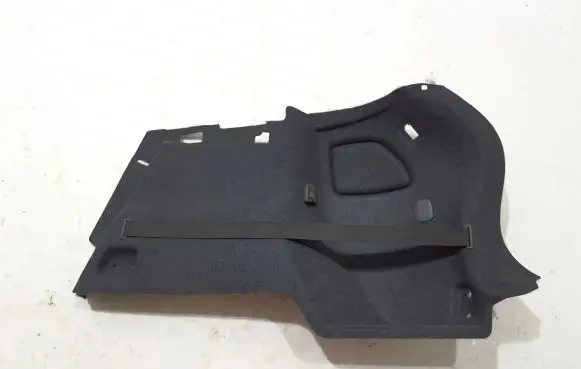 Volvo XC40 Trunk/boot side trim panel 31440893
