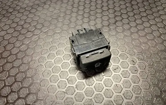 Nissan X-Trail T30 Headlight washer switch 5201B