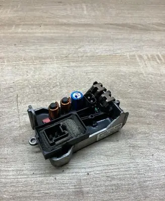 Mercedes-Benz C W203 Heater blower motor/fan resistor A2308210251