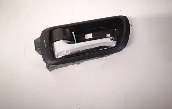 Toyota Corolla Verso AR10 Rear door interior handle 692060F010