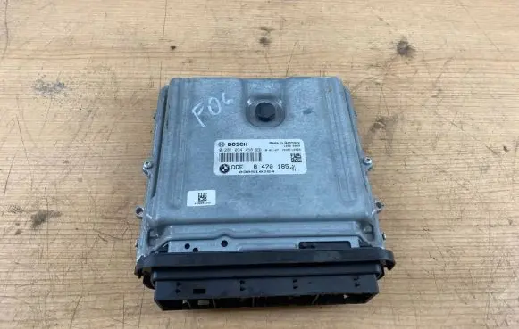 BMW 6 F06 Gran coupe Engine control unit/module 8470185