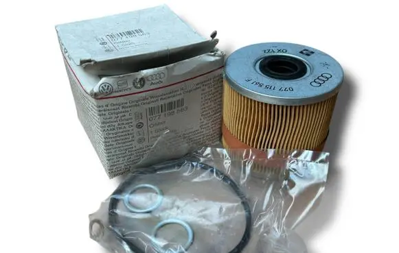 Audi A8 S8 D2 4D Central body control module 077198563