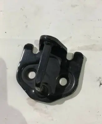 Ford Focus Front door lock loop/hook striker 3m51r21982