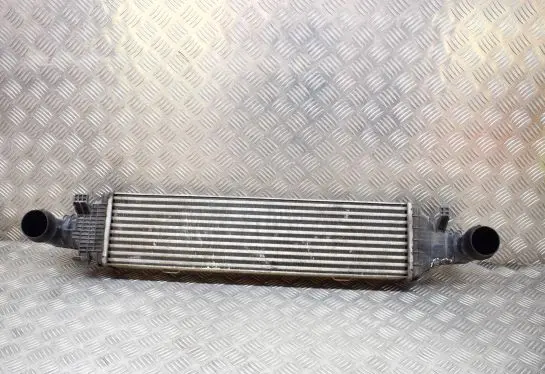 Mercedes-Benz E W212 Intercooler radiator A2045000200