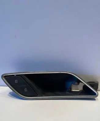 Audi A3 S3 8V Front door interior handle 8V3837020B