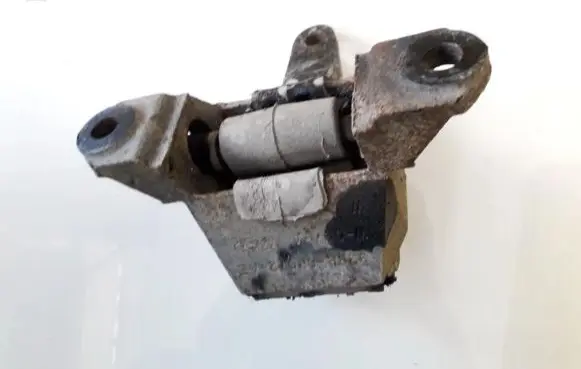 Ford Mondeo MK I Engine mount bracket 93bb6p072ae