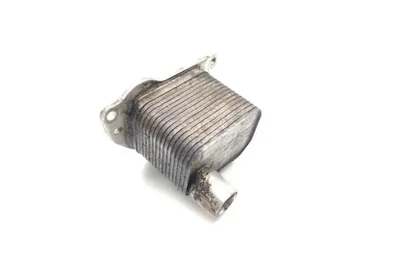 Engine oil radiator