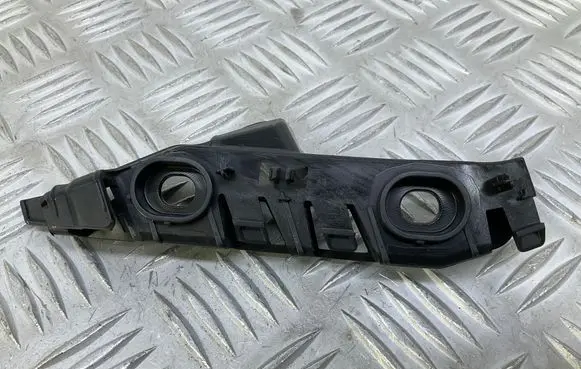 Volkswagen PASSAT B8 Front bumper mounting bracket 3G0807049