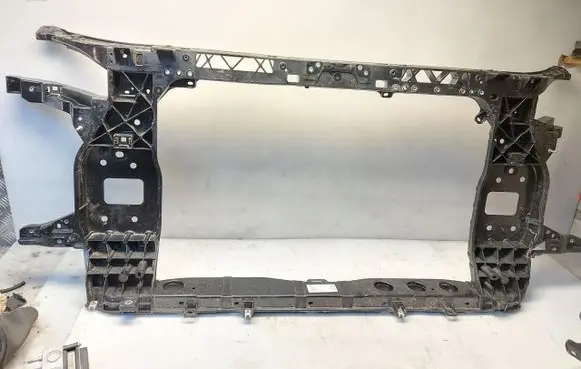 Hyundai Tucson IV NX4 Radiator support slam panel 64101N7000