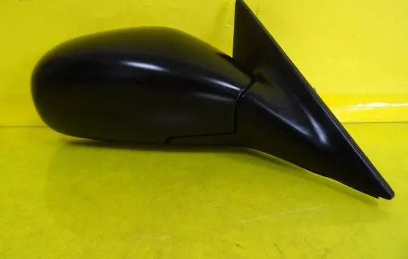 Suzuki Baleno EG Front door electric wing mirror
