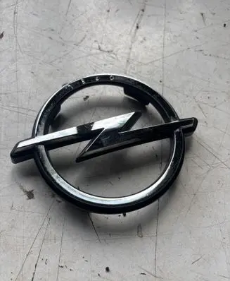 Opel Astra L Manufacturer badge logo/emblem 9839951180A