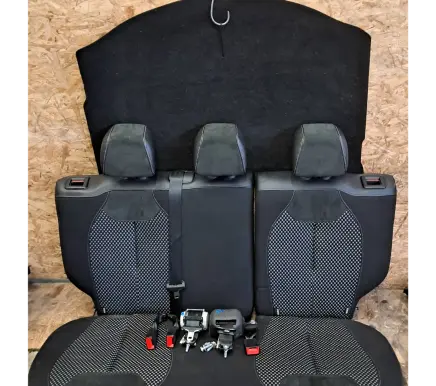 Citroen DS3 Second row seats 