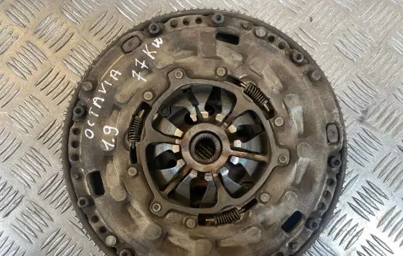 Skoda Octavia Mk2 (1Z) Clutch set kit