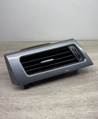 BMW 5 E60 E61 Dashboard side air vent grill/cover trim 64226910731 5112001 14121810