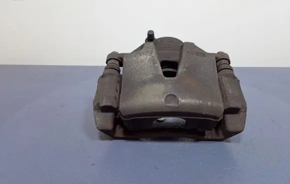 Hyundai Tucson TL Front brake caliper