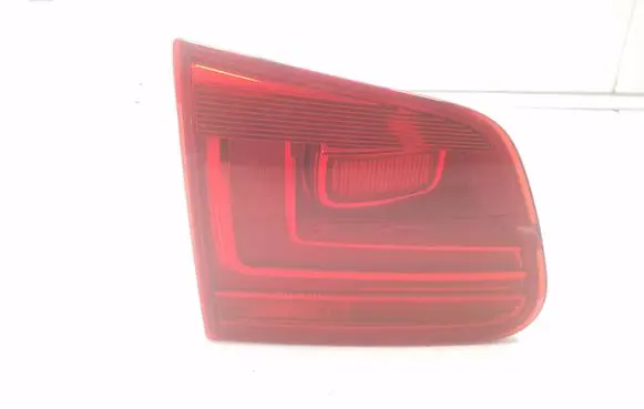 Volkswagen Tiguan Tailgate rear/tail lights 5N0945259