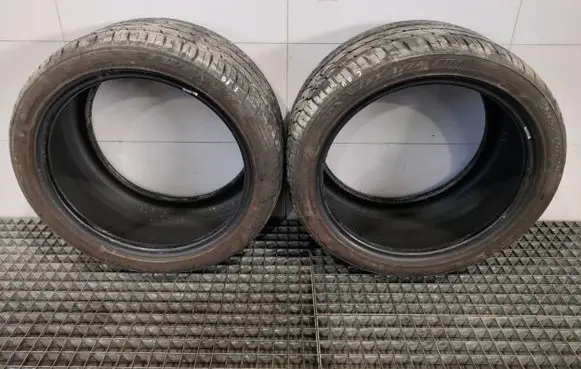 Mercedes-Benz SL R230 R18 summer tire 
