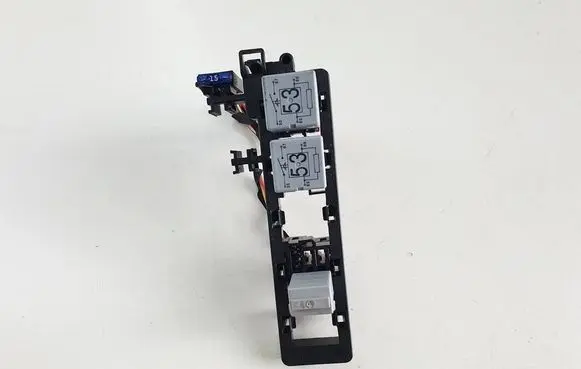 Volkswagen PASSAT CC Other relay 141951253B-c 141951253b