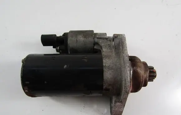 Skoda Fabia Mk2 (5J) Starter motor 0201123028