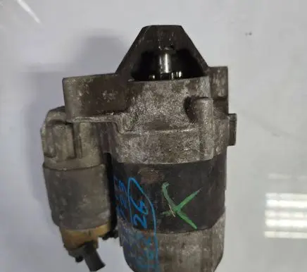 Renault Megane I Starter motor 8200049826 22E11570RA