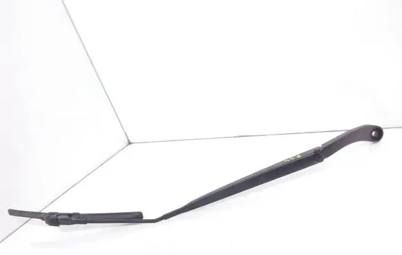 Nissan Qashqai Front wiper blade arm 80017607