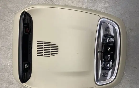Volvo XC90 Front seat light 31479613