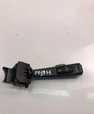 Volvo V50 Indicator stalk 17D770