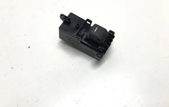 Honda HR-V Electric window control switch 3M0J21R CD0725 TU0086