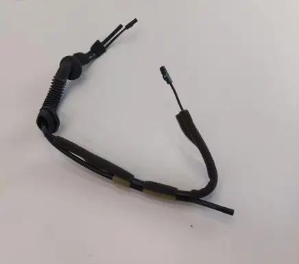 Nissan Leaf II (ZE1) Rear window washer fluid hose 
