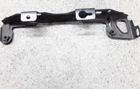 BMW 1 F20 F21 Radiator support slam panel bracket 7266168